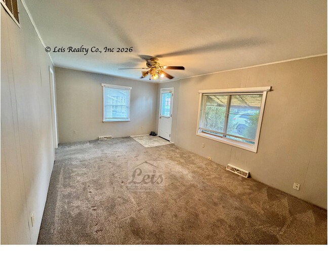 Photo - 417 N West St