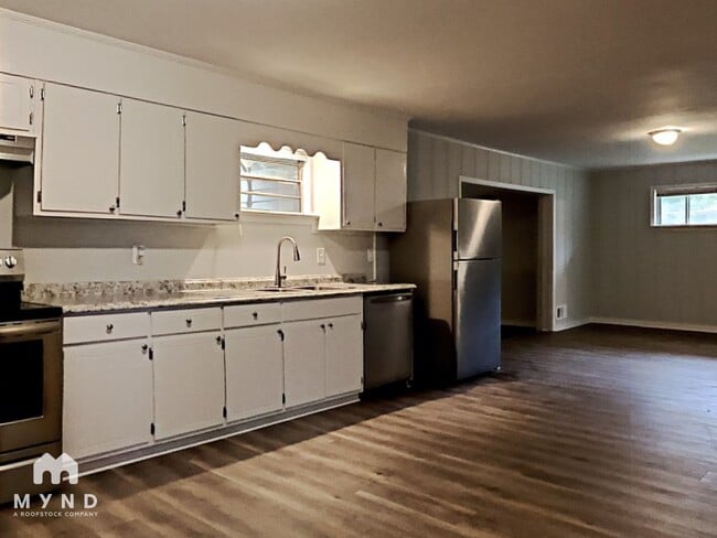 Photo - 804 27th Ave N