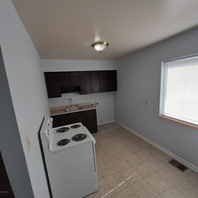 Photo - 400 N Clark Blvd Unit 1
