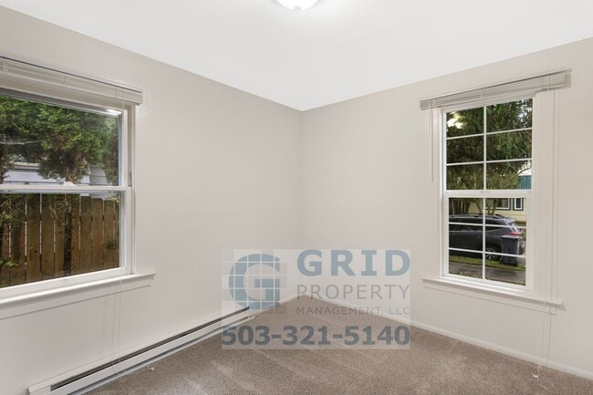 Photo - Spacious 4 Bedroom Single Family Home- Sou...