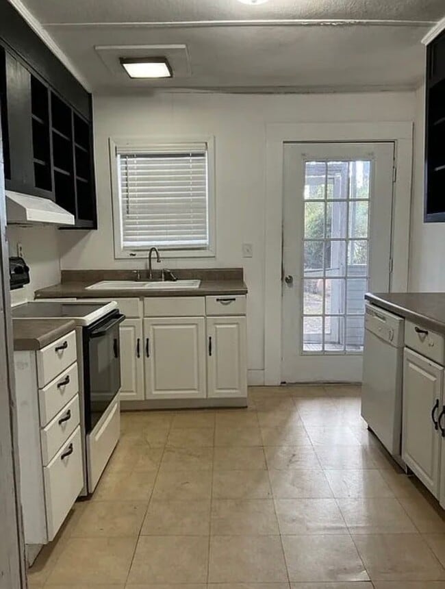 Photo - 2 Bed 1 Bath House