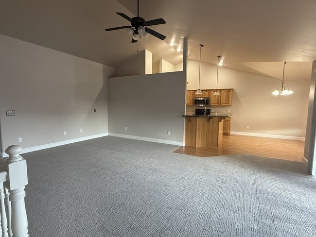 3287 Banff Ave