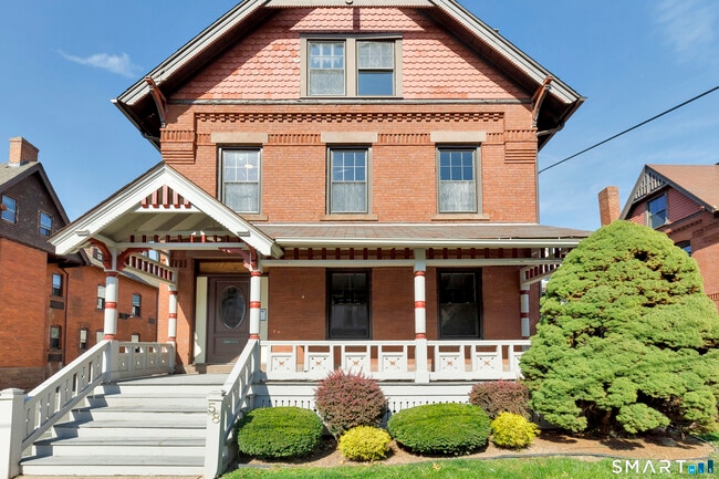 Building Photo - 60 Russ St Unit 2A