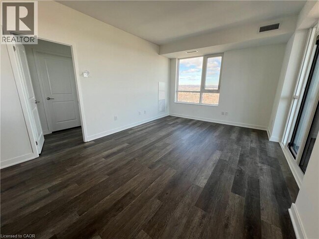 Photo - 2007 James St Unité 702