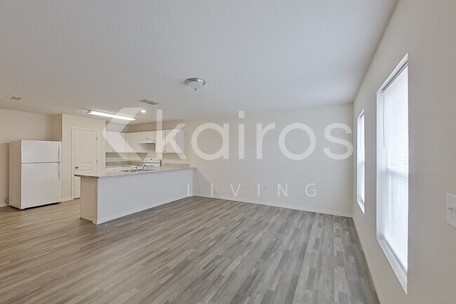 Photo - 10117 Elgin Blvd