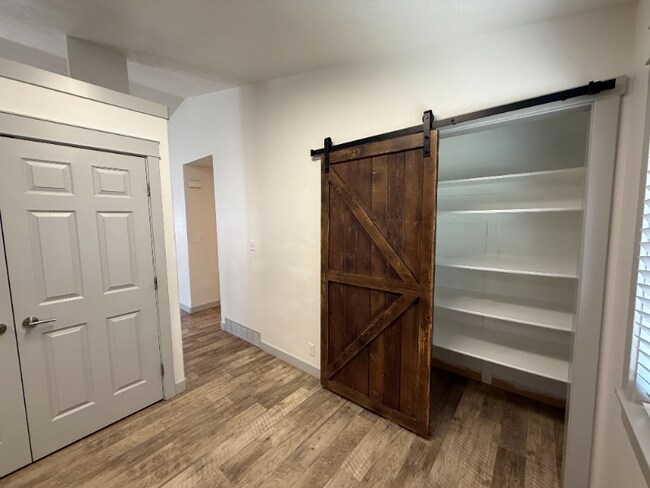 Photo - 667 E 1650 S St Unidad Upstairs