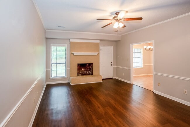 Photo - 6860 Branch Rd