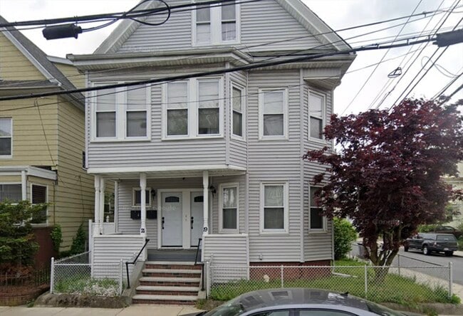 Building Photo - 19 Union St Unit 1