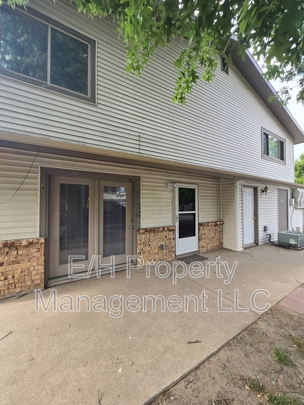 Building Photo - 437 S Paula Ave