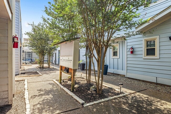 Photo - 525 11th St Unidad 10 Rental
