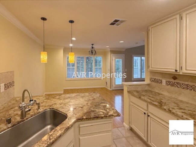 Photo - Gorgeous well situated end unit home in San Ramon
