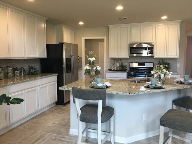 Photo - 1603 Municipal Way