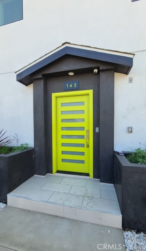 Photo - 142 W 84th Pl