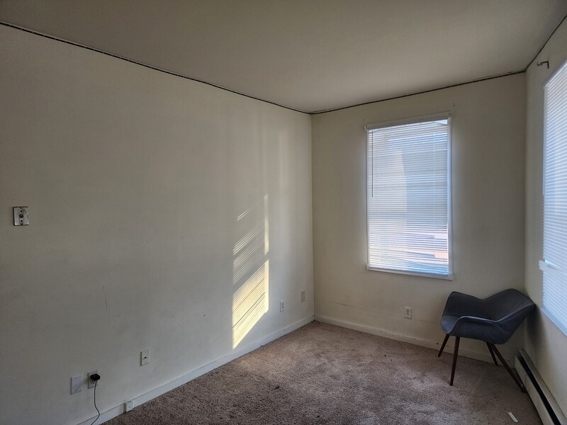 Photo - 86 Academy St