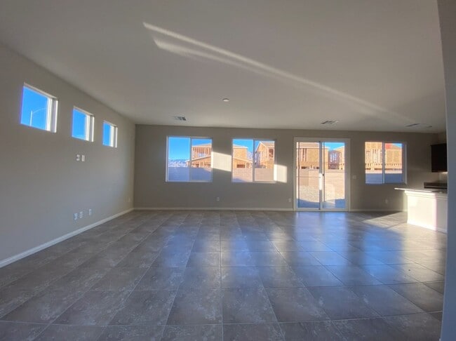 Photo - 4 BED 2.5 BATH 2 CAR GARAGE, LARGE CORNER...