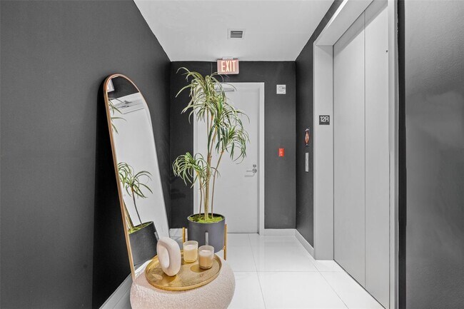 Photo - 851 NE 1st Ave Unit 1205