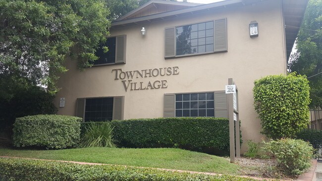 Photo - 800 S Azusa Ave