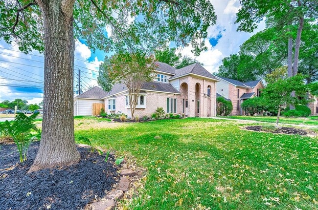 Photo - 18909 Walden Forest Dr House