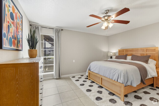 1BR, 1BA - 623SF - Bedroom