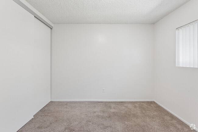 1BR, 1BA - 700SF - Bedroom - The Ponderosa