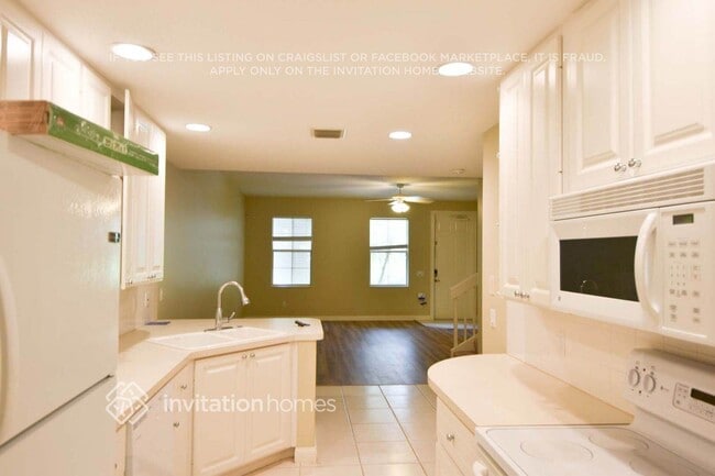 Photo - 3199 E Community Dr
