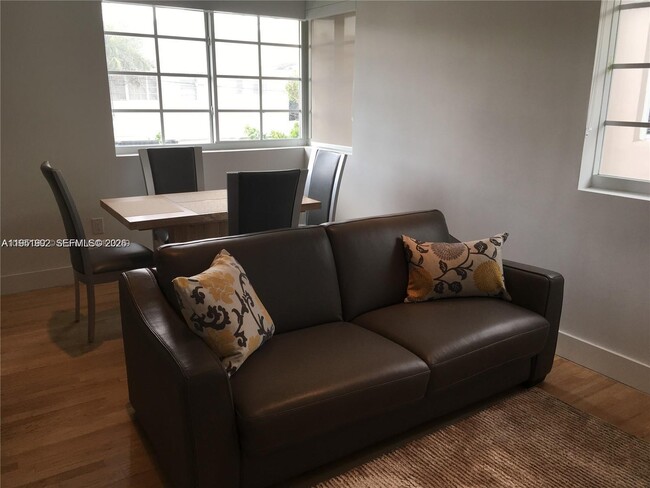 Photo - 600 15th St Unit 9