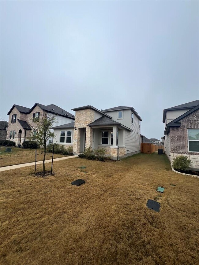 Photo - 848 Long Run