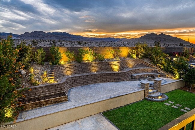 Photo - 4631 Amazing View St