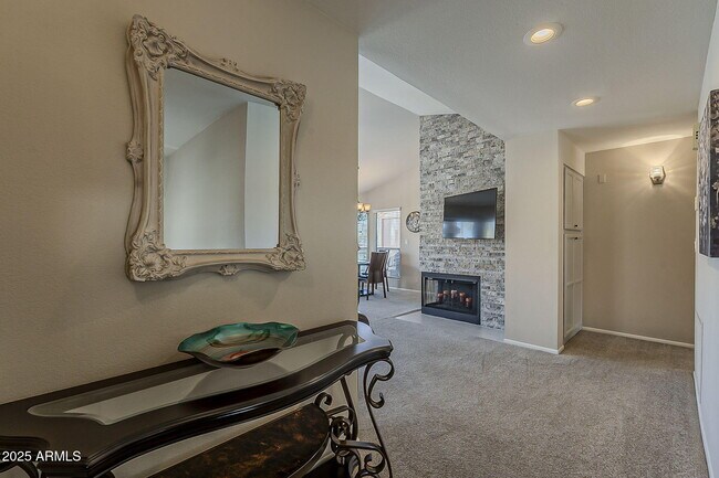 9707 E Mountain View Rd Unit 2412