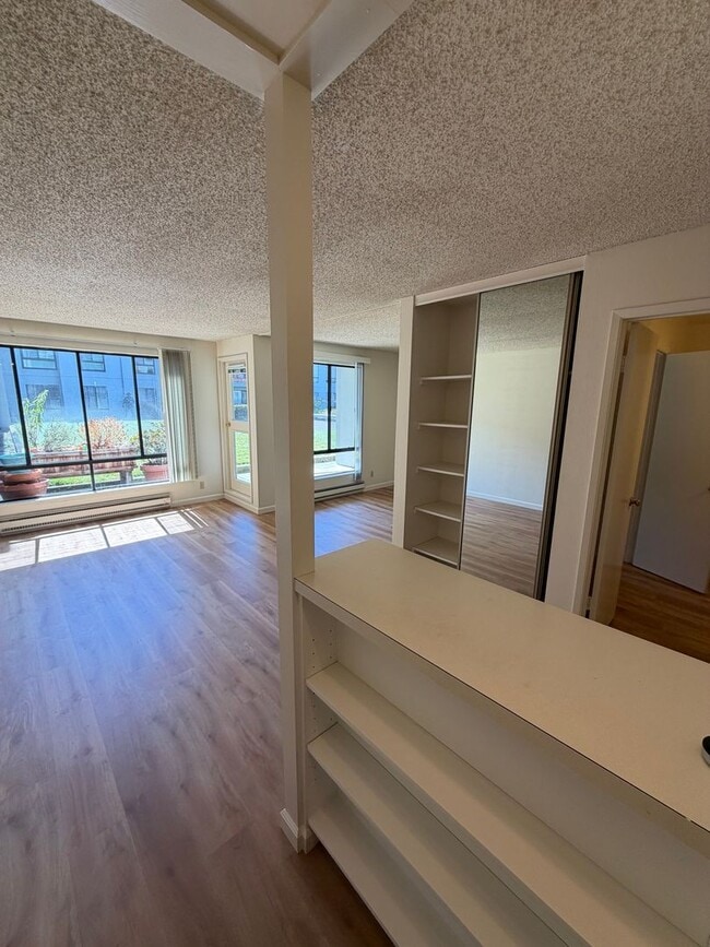Photo - Bright and Sunny Studio With Water View For Rent at the Watergate Community In Emeryville, Ca!!!! Unit 212