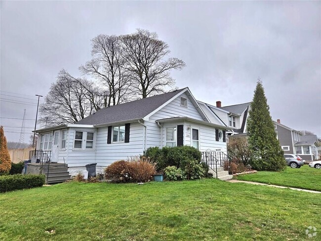 Building Photo - 1203 Smithson Ave Rental