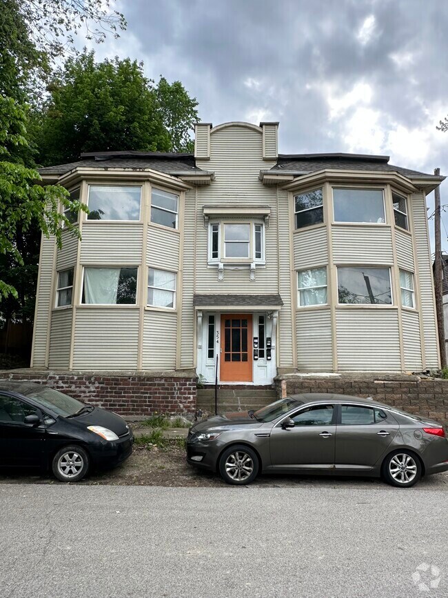 Building Photo - Adams Street Apartment Unit 3