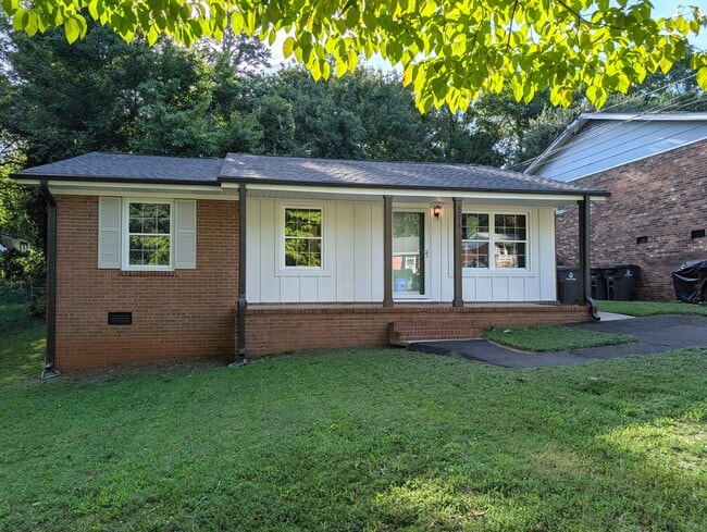 Photo - 1274 Tredwell Dr