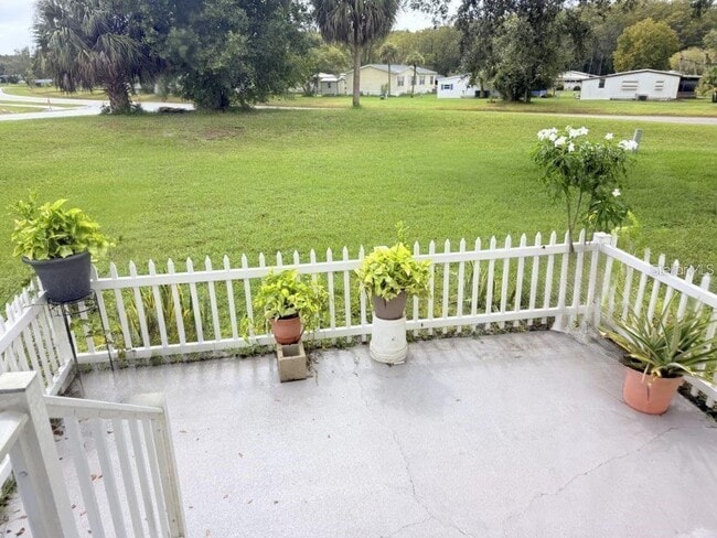 Photo - 220 Ellsworth Dr