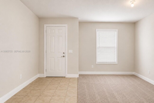Photo - 10976 SW Tessili Wy