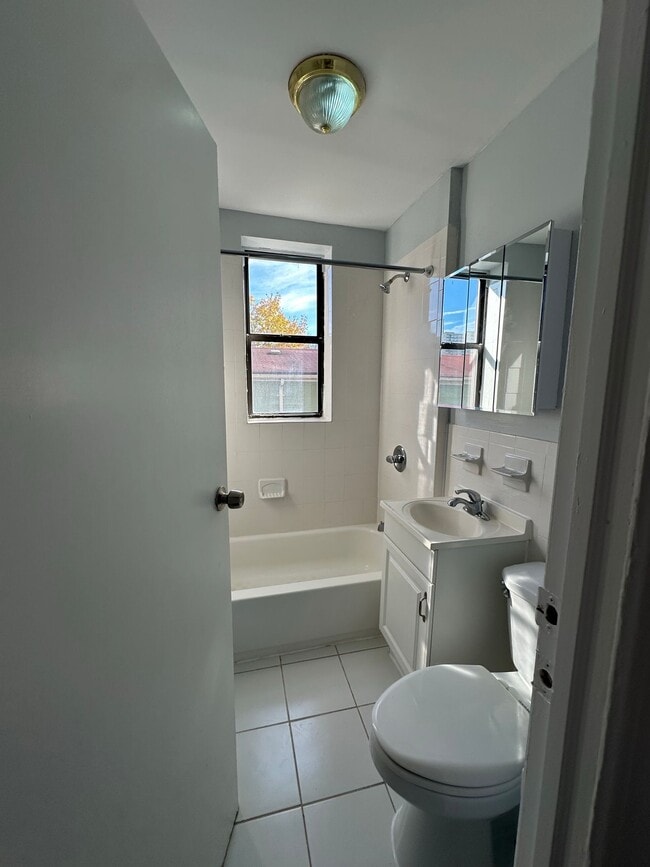 Photo - 6412 - Golden Crest 6412 Park Avenue, LLC