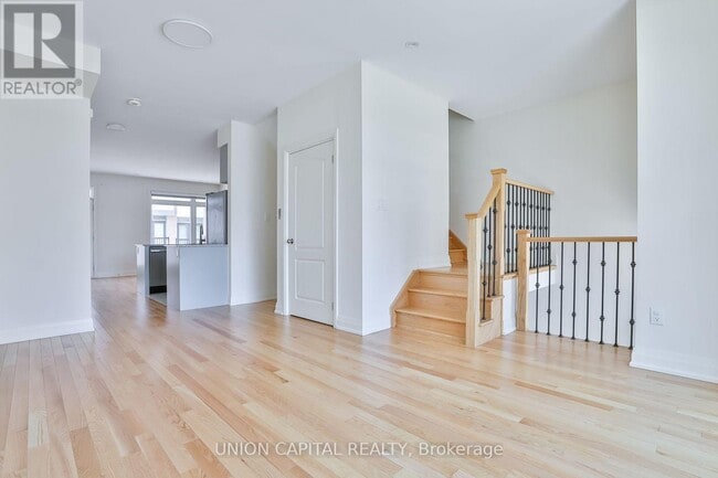 Photo - 46 William Saville St.