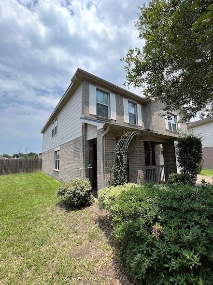 Photo - 15202 Lynford Crest Dr