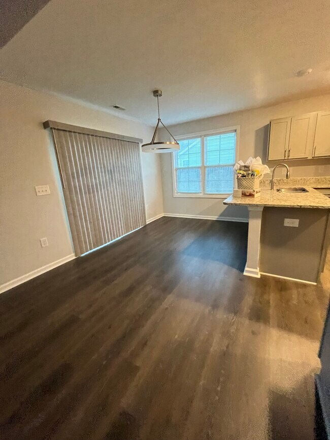 Photo - 330 Kotata Ave