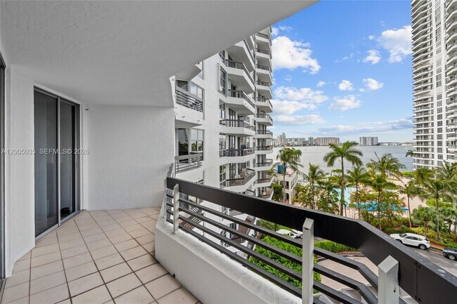 Photo - 19195 Mystic Pointe Dr Unit 604