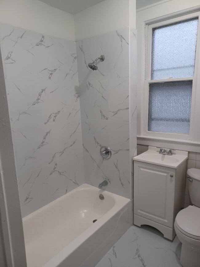 Photo - 539 Summer Ave Unit #2