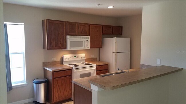 Photo - 2146 Shaw Ln