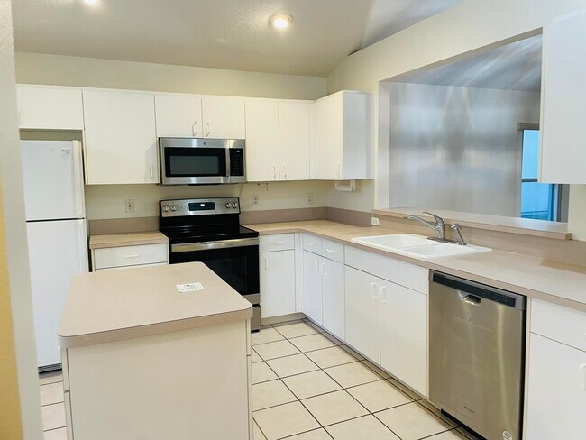 Photo - 2361 White Sands Ct NE
