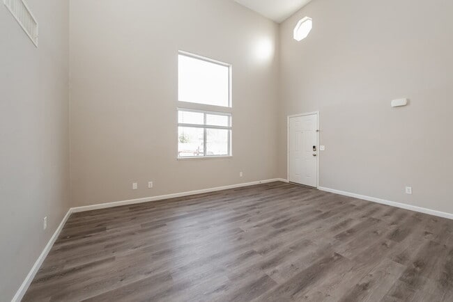 Photo - 6101 Bardstown Dr