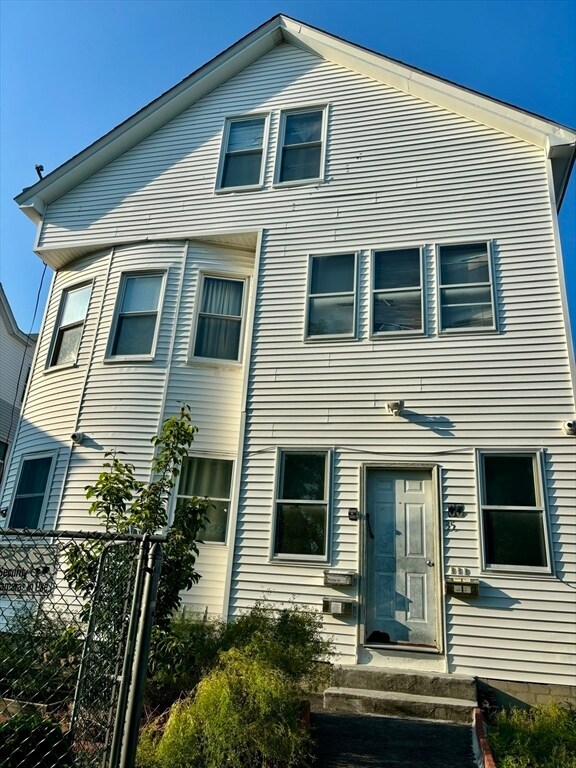 Building Photo - 35 Stoneland Rd Unit 1 Rental