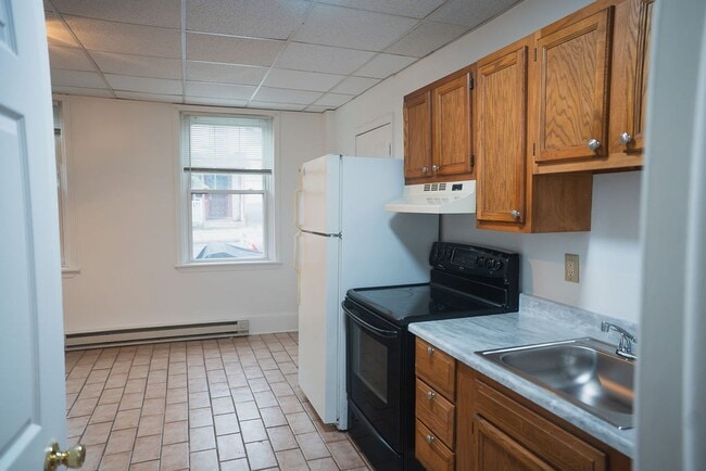 Photo - 415 Wyandotte St Unit 1