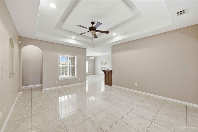 Photo - 13 Bold Ruler Ave