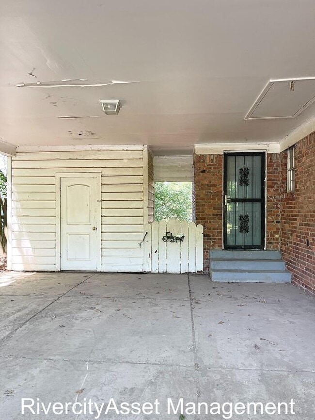 Photo - 1848 Baldwin Ave