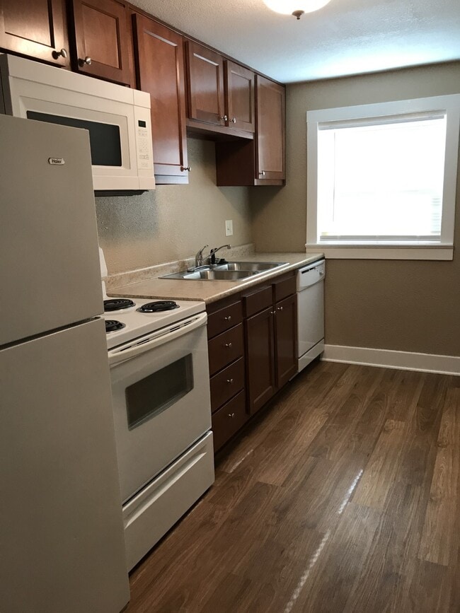 Photo - 621 Bluemont Ave