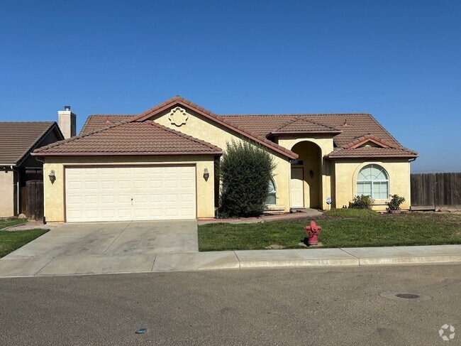 Building Photo - Well maintained 3 bedroom house in Newman